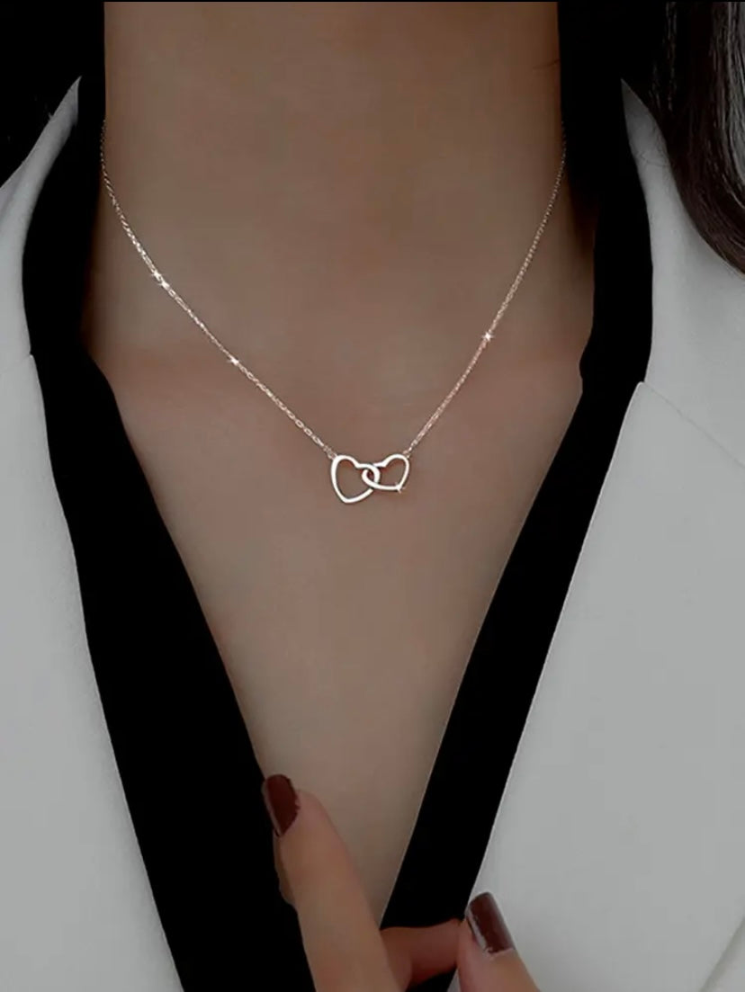 Clavicle White Double Heart fine chain necklace